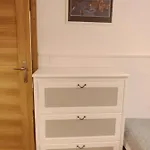 Luksusowy Gaj By Na Dni Rum i privatbostad *